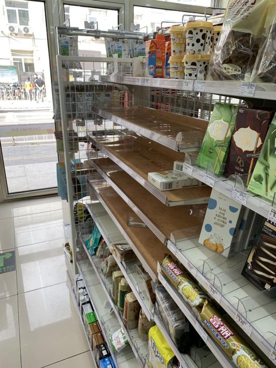 新浪财经徐雯 摄