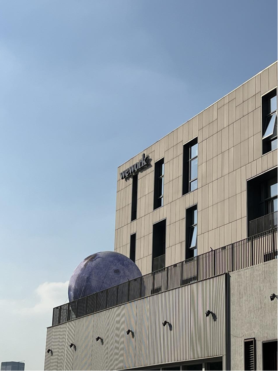 软银投下106亿美元的WeWork，快要破产了