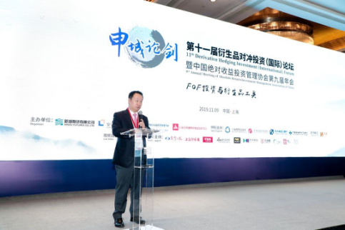 所有赌博游戏平台 - 阿迪达斯《星球大战》主题运动鞋 X翼战机穿在脚上