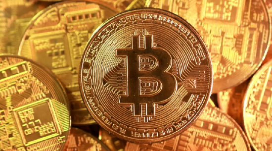 比特币自6月下旬以来首次跌破10万美元