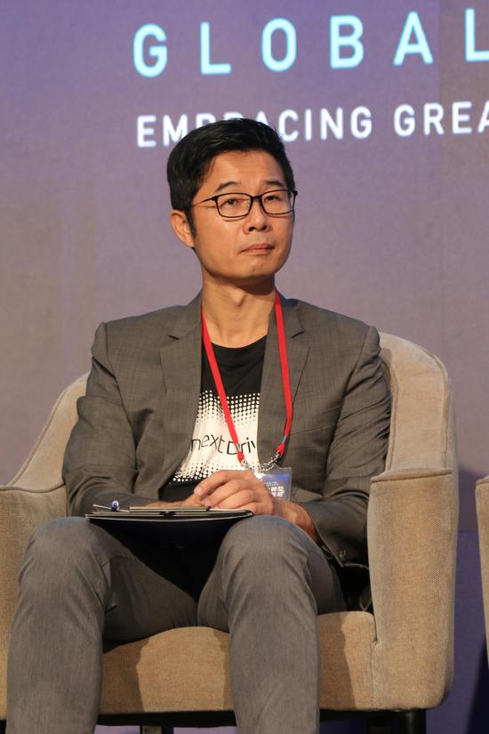「澳门新濠天地创始人」穆迪:全球主权信用评级展望负面 地缘政治削弱全球增长势头