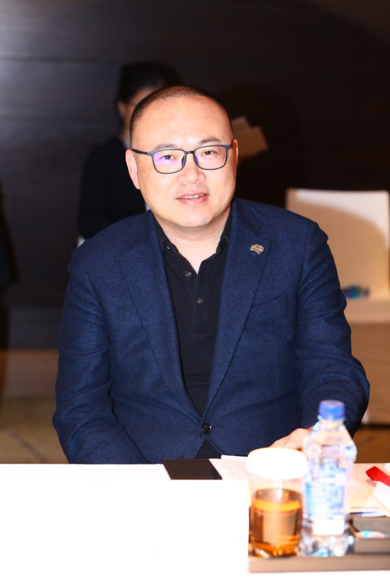 余凯出席中国年度管理大会