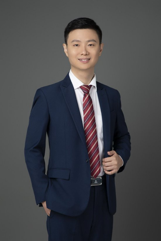 司维 均成资产的创始人兼投资总监