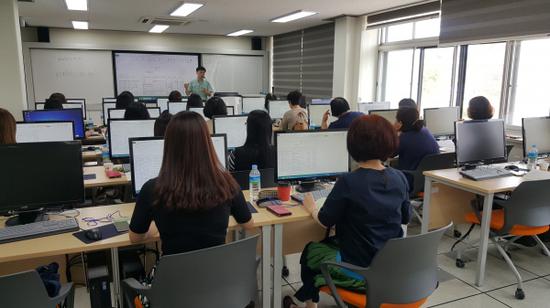澳门金龙娱乐场会员-投资“IT”强相关领域 华为搭建“云城”