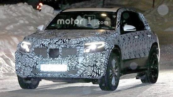 奔驰EQC路试谍照