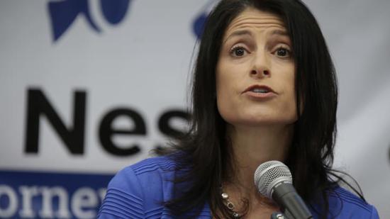 密歇根州总检察长丹娜-内塞尔(Dana Nessel)