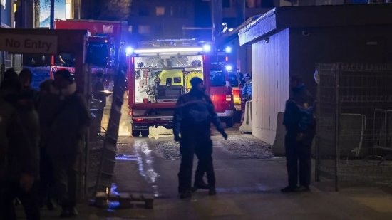 达沃斯经济论坛会议中心接到火灾报告下令疏散，部分人员出现咳嗽症状