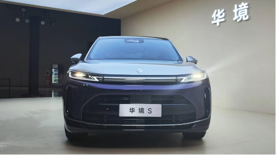 “提车20天变旧款！”华境遭上百名车主集体维权，被吐槽“五菱不配高端”，官方扎心回应：补偿不了