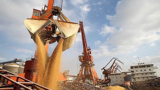 美国专家:中国加征关税可致美对华大豆销售骤