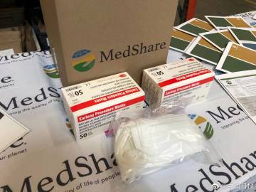 美国白人建立的慈善组织已捐了400万个口罩给我国