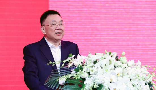 舍得酒业原董事长张树平获“中国酒业30年功勋人物奖”