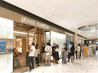 圣诞节的SKP，藏了多少薅羊毛的“贵妇”？