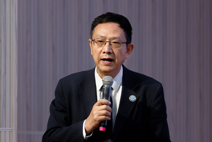 华夏新供给经济学研究院院长贾康