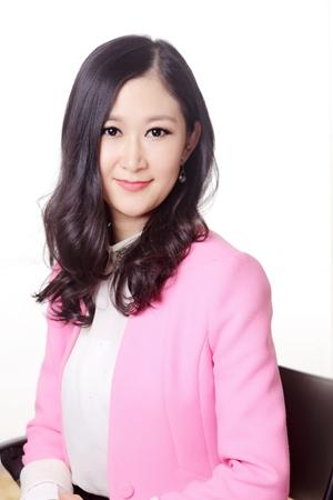 独家!新财富美女分析师将加盟复星
