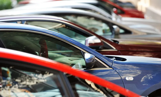 付一夫：汽车市场终于要爬出泥潭了