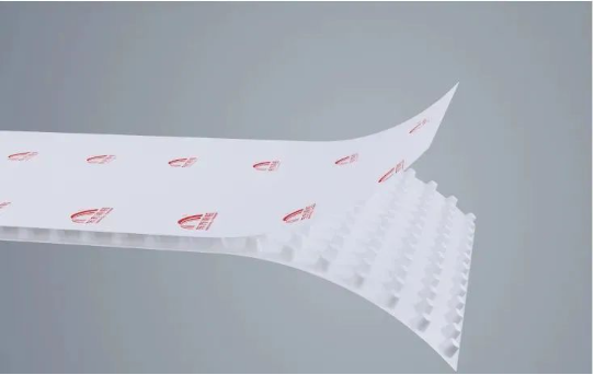 东方雨虹：去嘉陵江畔，赴一场桃花源之约