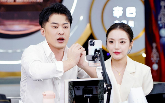 月薪过万一律降薪!辛巴退网百日,初瑞雪“铁腕”裁员,核心骨干流失 | BUG