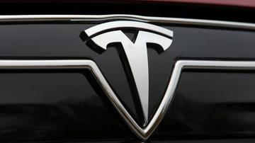 特斯拉多面承压 老套路失灵