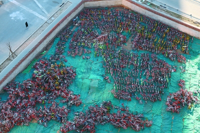 ����������