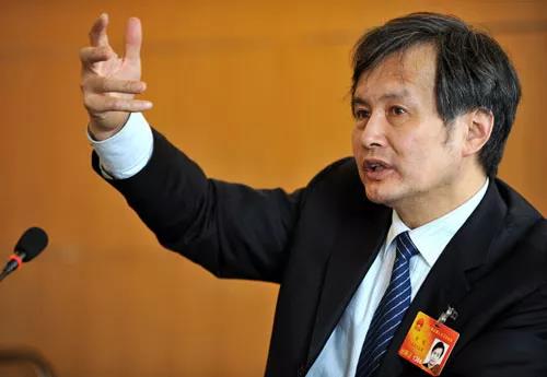 皇明集团董事长黄鸣