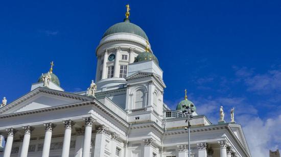 芬兰工人罢工反对政府削减失业金|芬兰