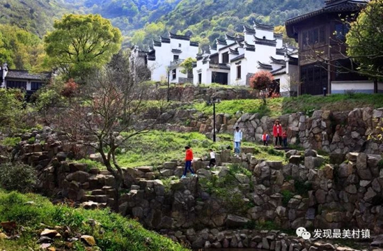 舟山定海区的新建社区，多次当选为中国最美村镇。