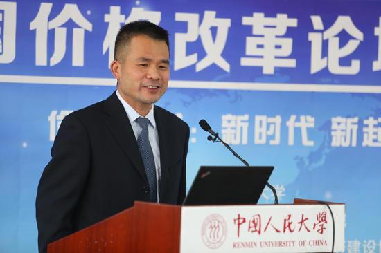 中国人民大学经济学院副院长郑新业