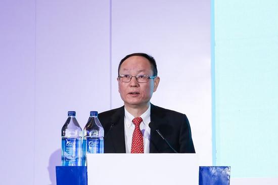 王一鸣全球货币政策从量宽转向收紧冲击金融市场