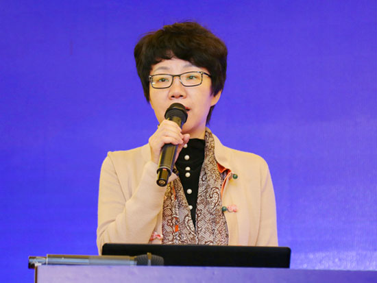 海南省商务厅副厅长程瑗致辞