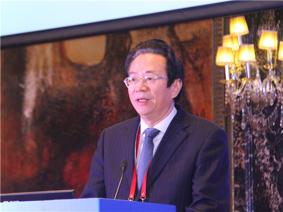 中国银行业协会党委书记、专职副会长潘光伟