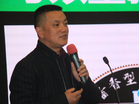 全国白酒评委李小兵