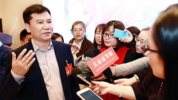 包装垃圾回收率低，张近东有话说
