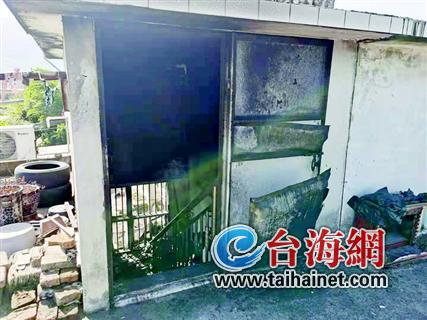 漳州男子半夜砸穿铁门 冲进火海救人