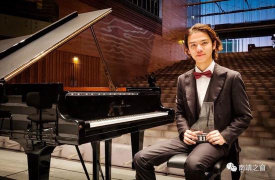 阮扬扬个人资料简历 阮扬扬一个月斩获三个国际比赛大奖详细情况