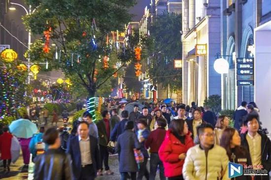 加上充满“福元素”的