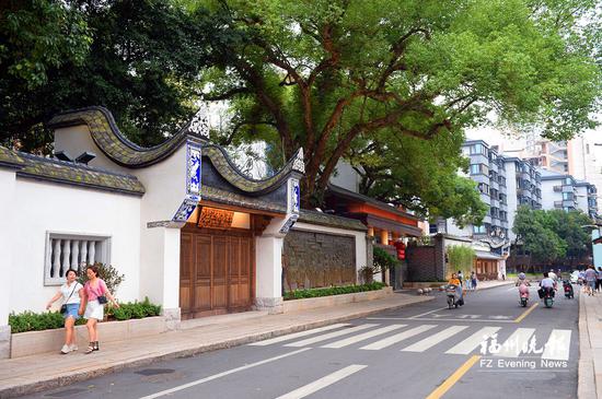 鼓楼区鳌峰坊特色历史文化街区焕然一新。