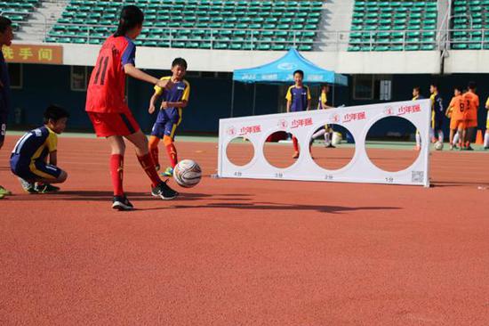 2018厦门市青少年校园足球中小学联赛开幕