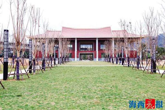 公园主体建筑已落成。(通?#23545;?#20379;图)