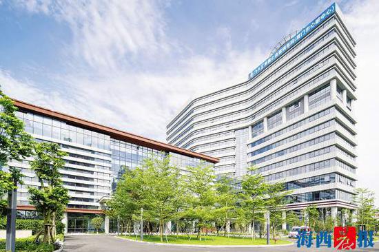 厦门大学心血管病医院五缘湾新址外景。通讯员供图
