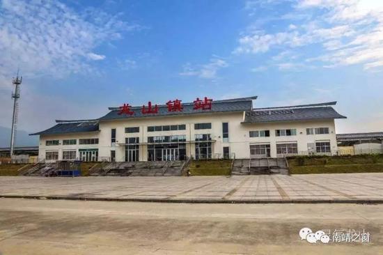 南靖龙山镇gdp多少_以招商引资为突破口打响休闲旅游牌的南靖龙山答卷(2)