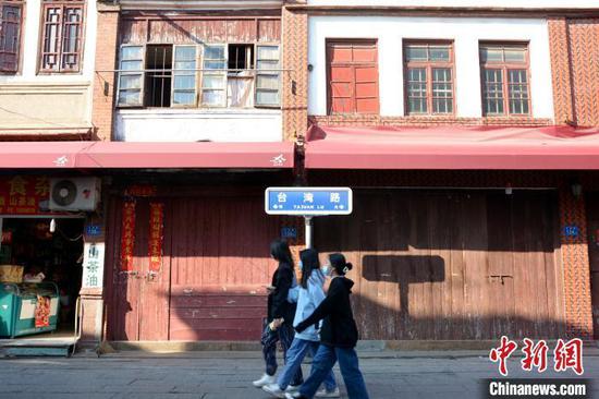 漳州古城里的“台湾路”老街彰显漳台两地的历史渊源。 龚雯 摄