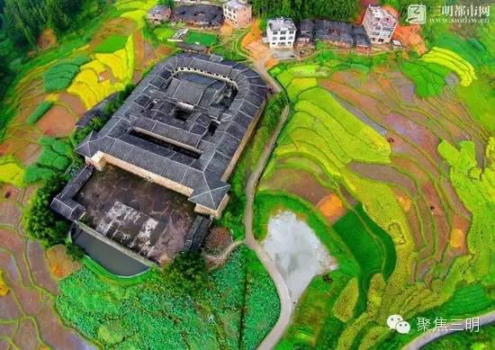 永安市槐南乡的安贞堡(建于1885年)