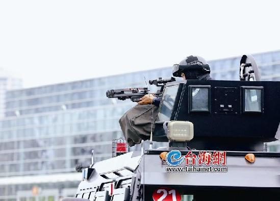 新型装备亮相