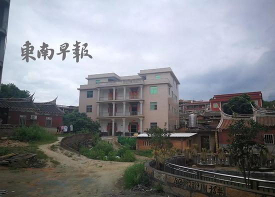 仑苍镇人口_仑苍镇召开第七次全国人口普查工作推进会(3)