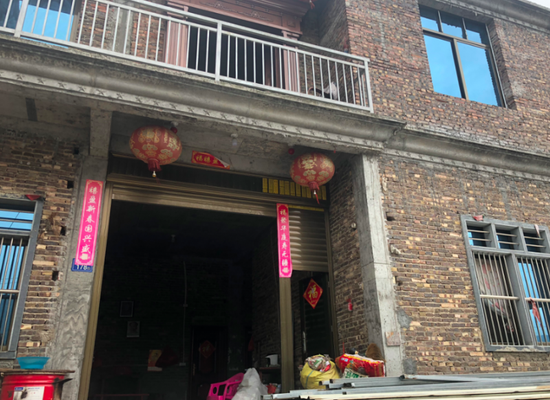 弑母案嫌犯吴谢宇姑父:目前家里没条件给他请律师