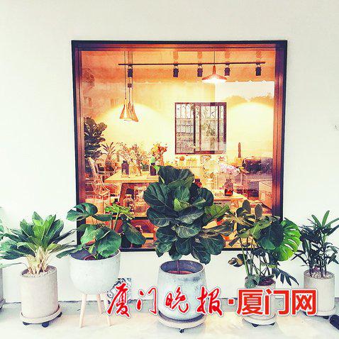 杨龙潭的水泥工作室。