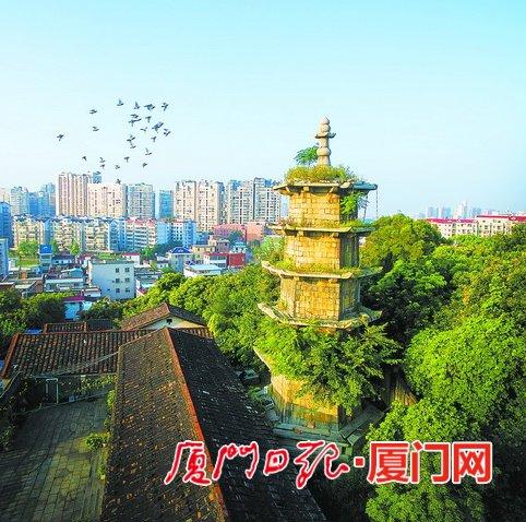 同安文笔塔距今已有400多年历史。(叶声传 摄)