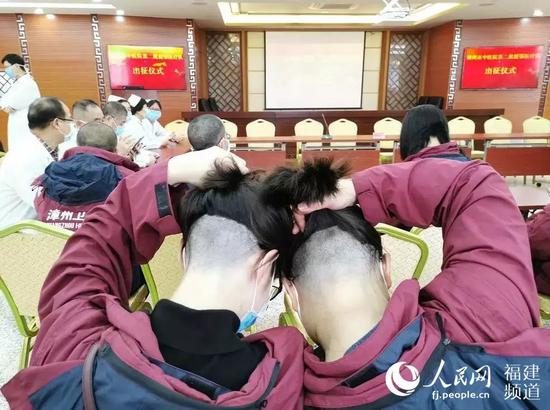 107人再出征！福建已派出1099名医护人员支援湖北