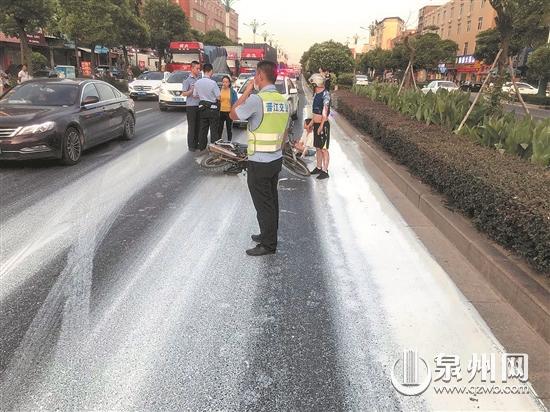 “油路”导致摩托车打滑摔倒