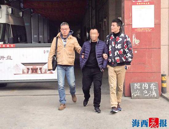 警方打掉全市首个医疗领域恶势力犯罪集团。警方供图